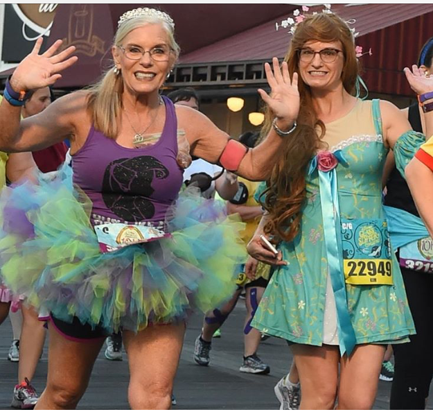 Curtain dress (dress, shorts and puffy sleeves)
