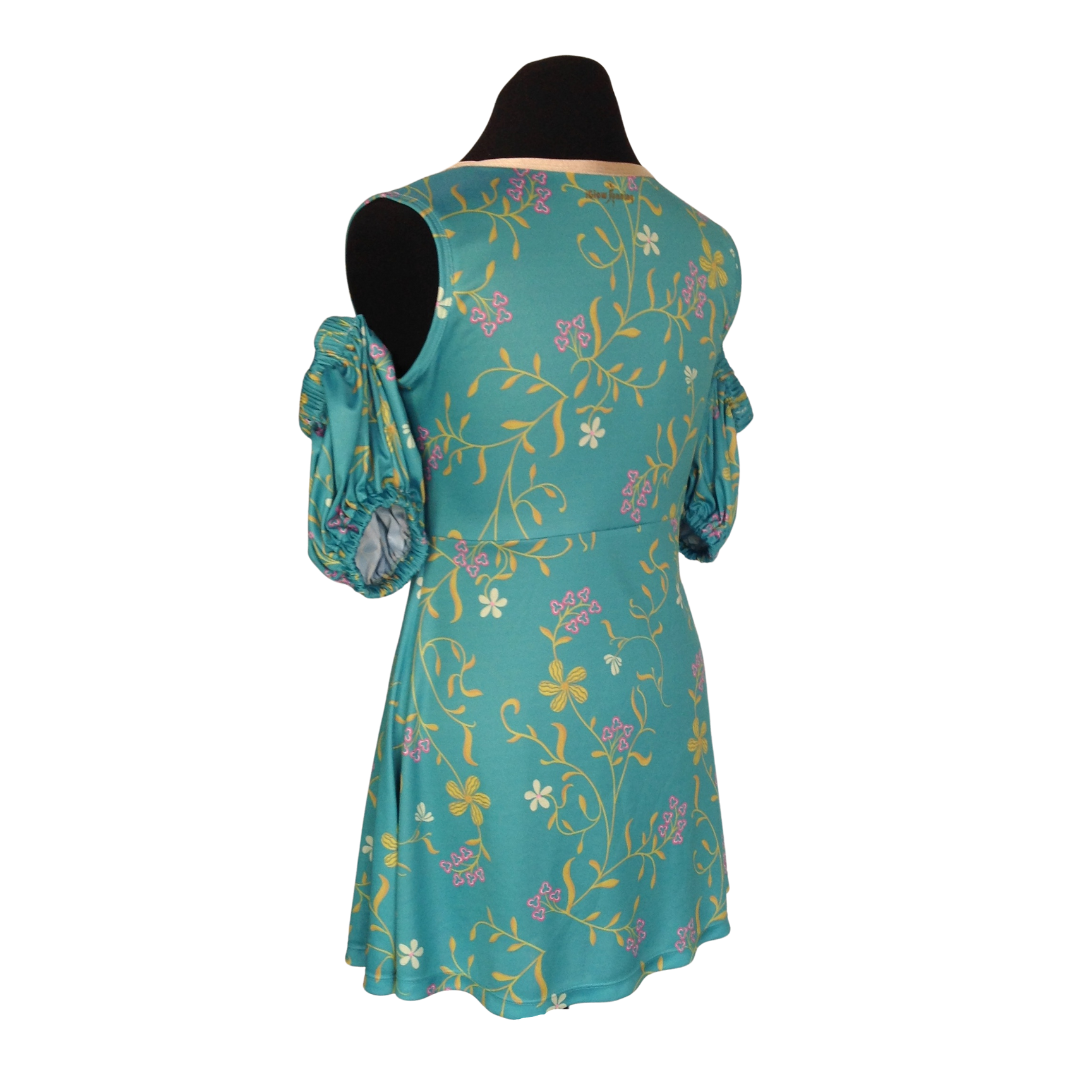 Curtain dress (dress, shorts and puffy sleeves)